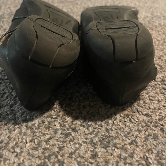 Soft System Shoes - Picture 3 of 3